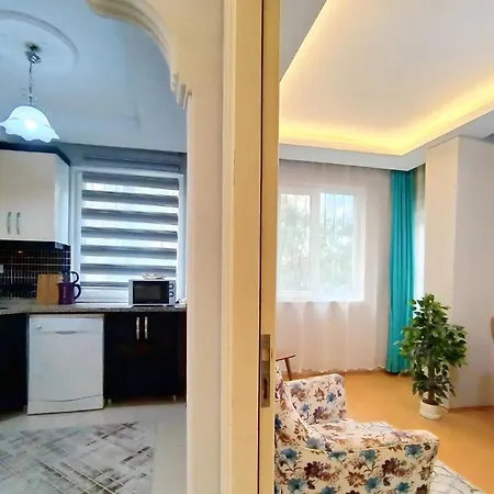 Cozy Near Shopping Malls In Kepez, Апартаменты Анталья